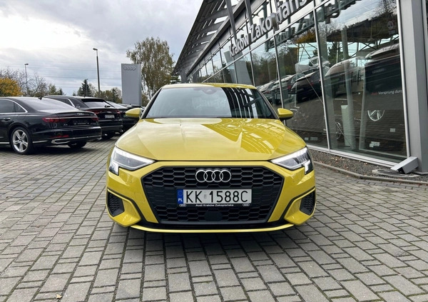 Audi A3 cena 121900 przebieg: 12512, rok produkcji 2023 z Toruń małe 254